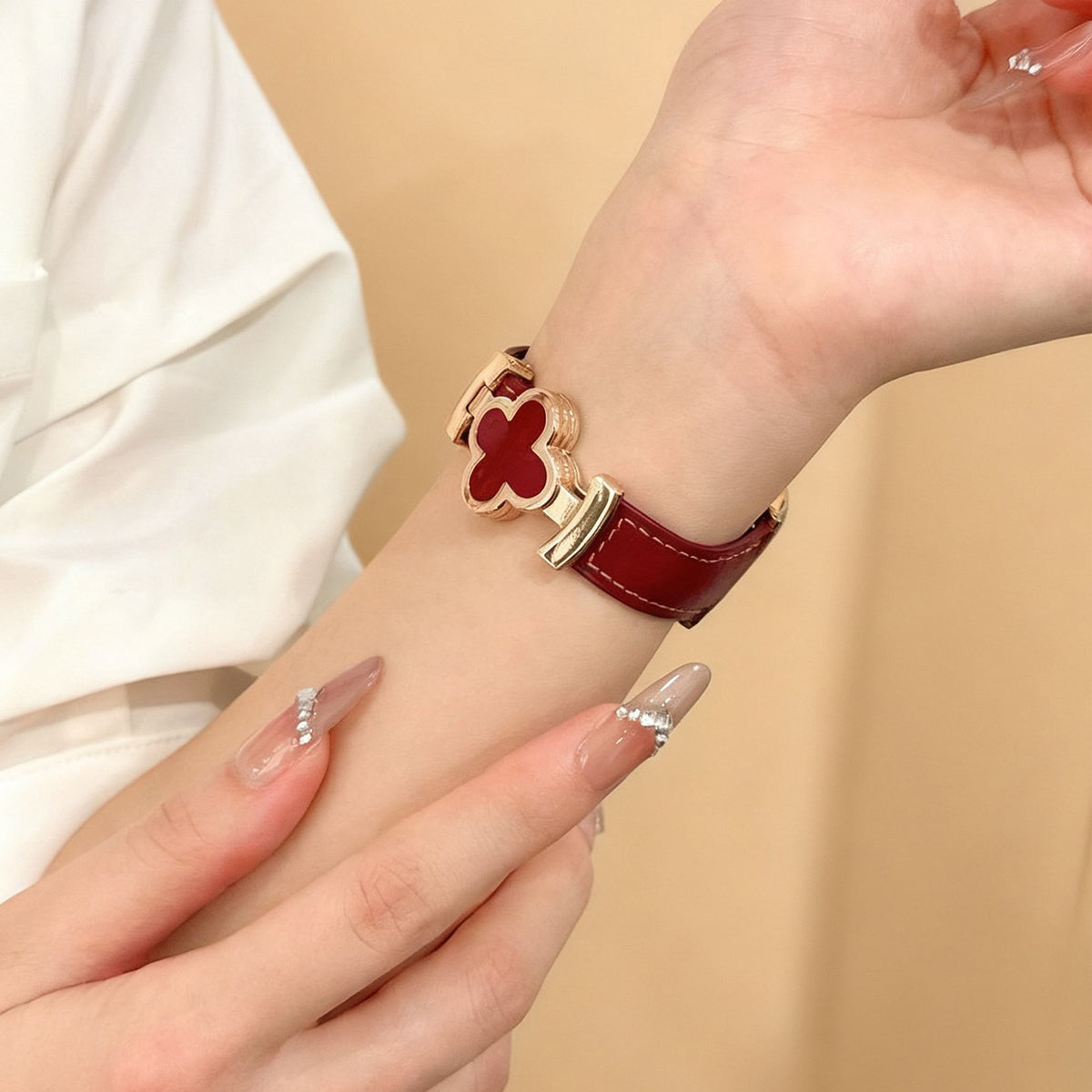 Petal Lock Magnetic Leather Band
