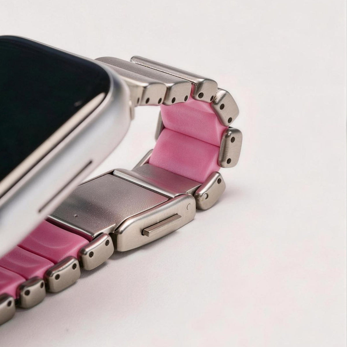 Color Fusion Hybrid Metal Link Band